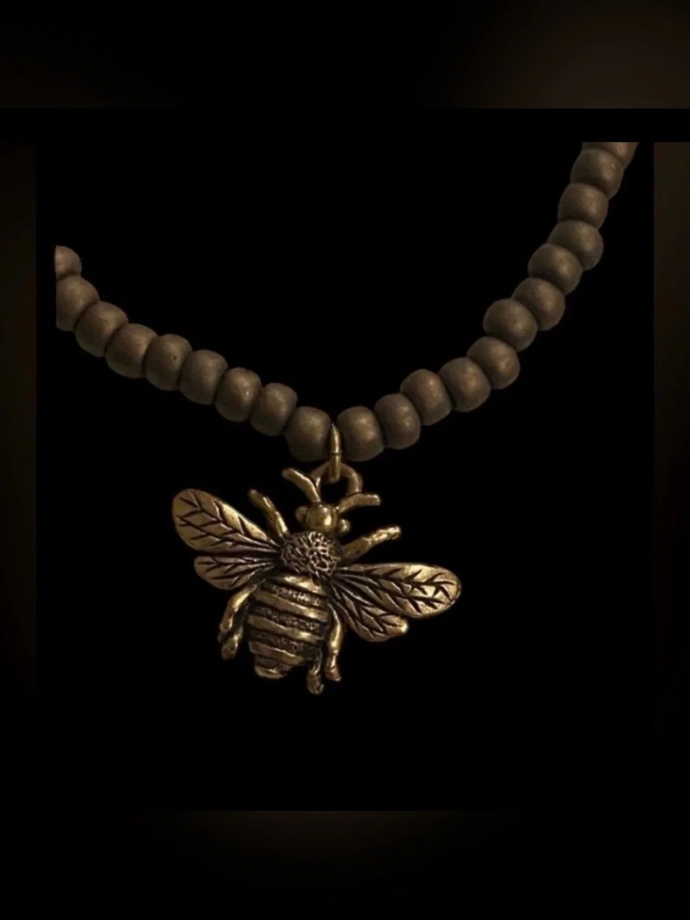 Gold Tone Bee Charm Necklace #9349 💎 - Picture 2 of 10